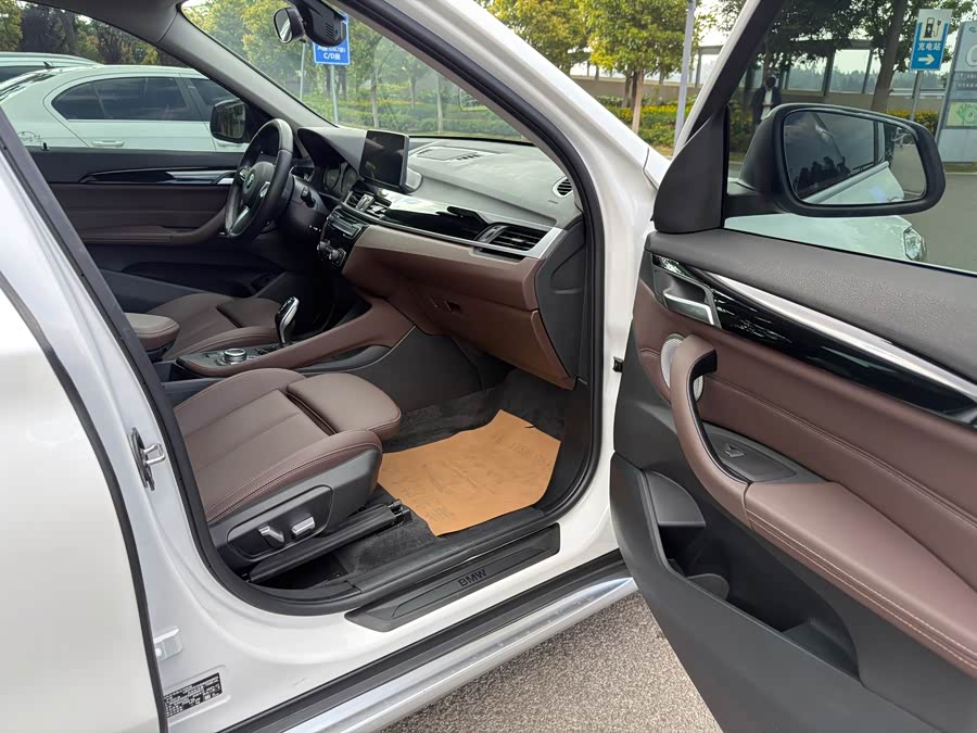 BMW X1 2022 — фото 25