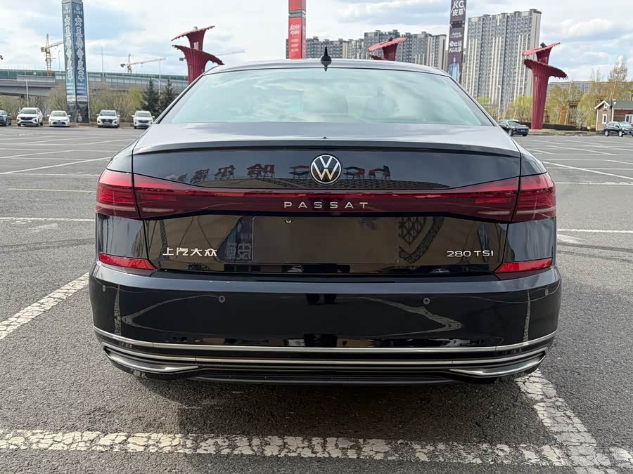 Volkswagen Passat 2022