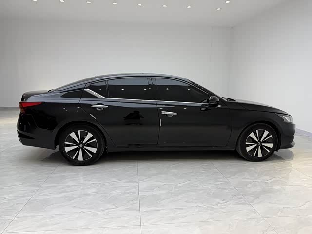 Nissan Teana 2020