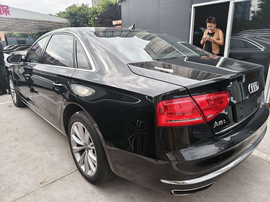 Audi A8 2013