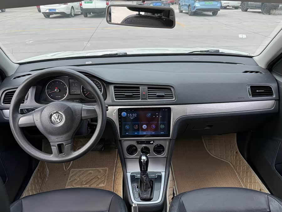 Volkswagen Gran Lavida 2013