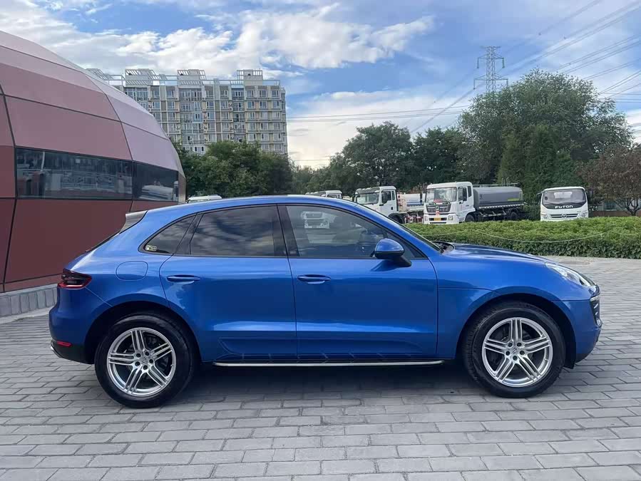 Porsche Macan 2014