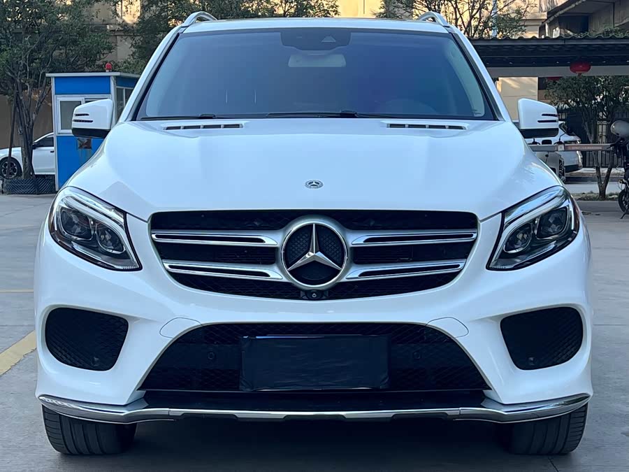 Mercedes-Benz GLE 2016