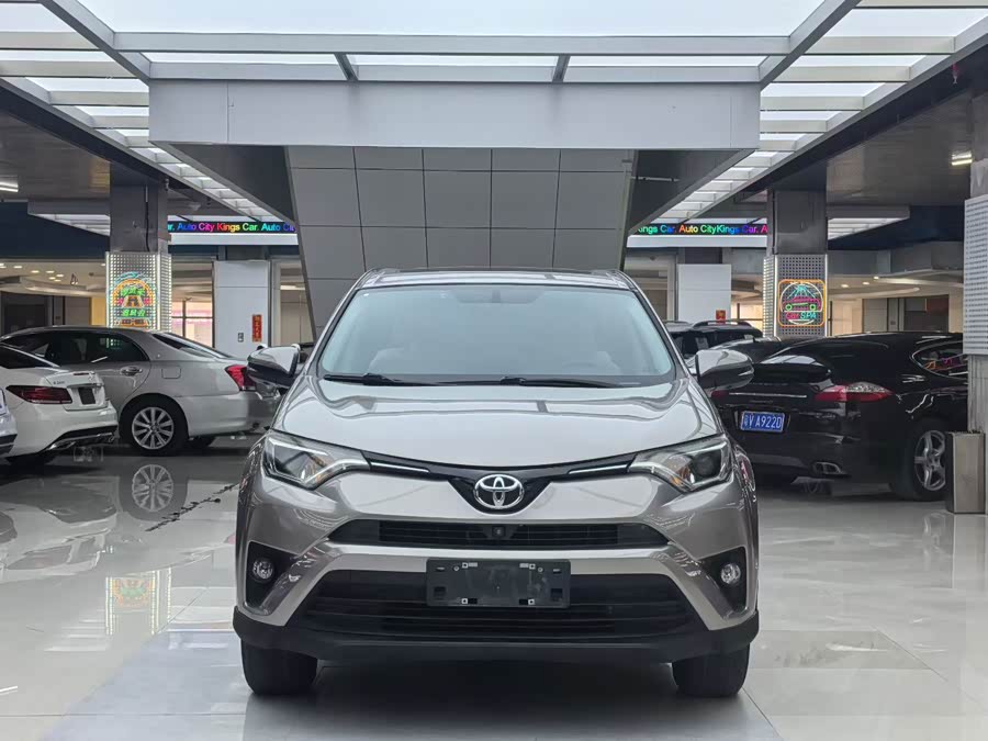 Toyota RAV4 2016
