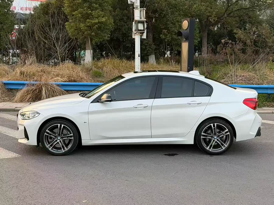 BMW 1 Series 2021