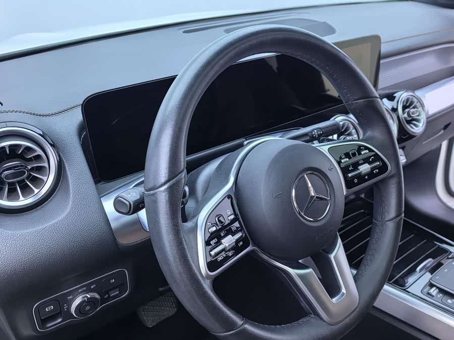 Mercedes-Benz GLB 2023 — фото 10