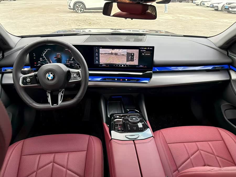 BMW 5 Series 2025
