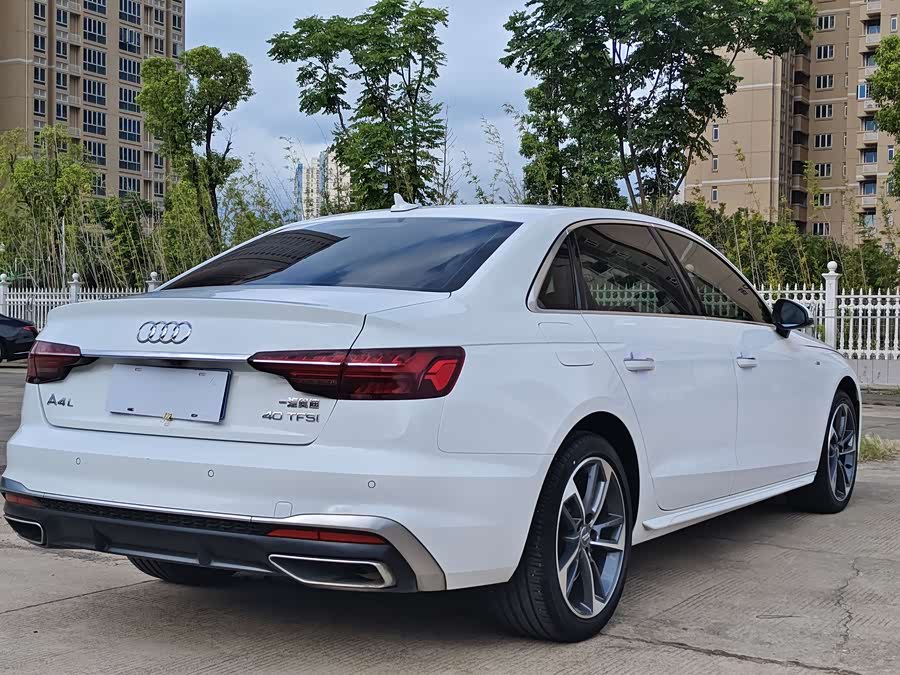 Audi A4L 2020