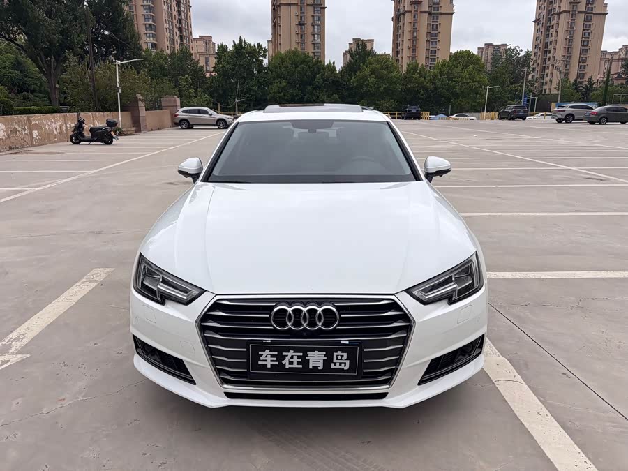Audi A4L 2018