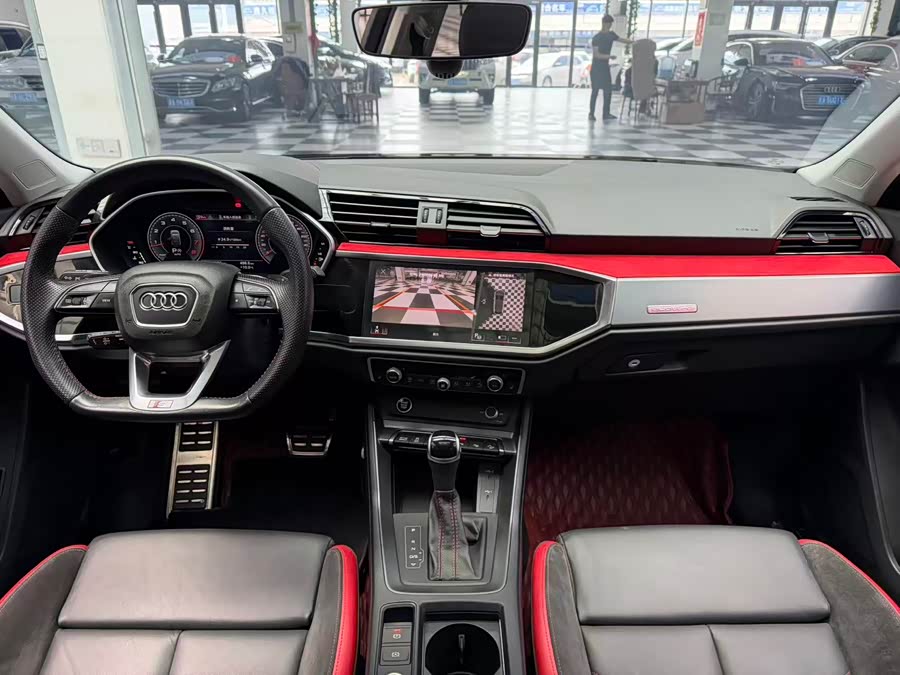 Audi Q3 Sportback 2022 — фото 11