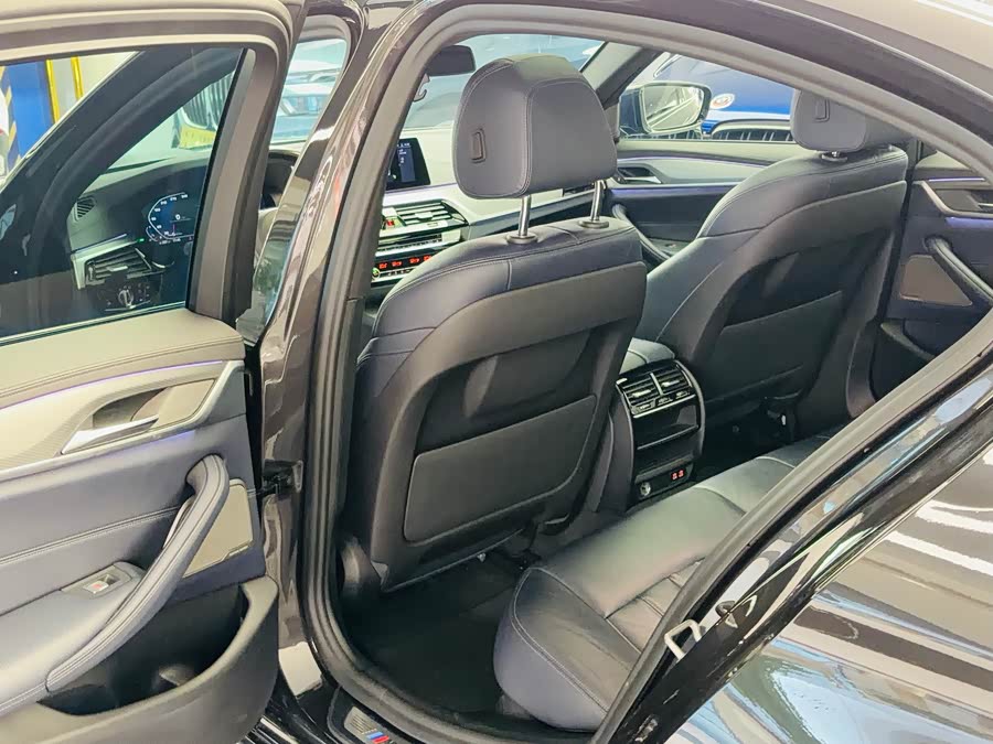 BMW 5 Series 2020