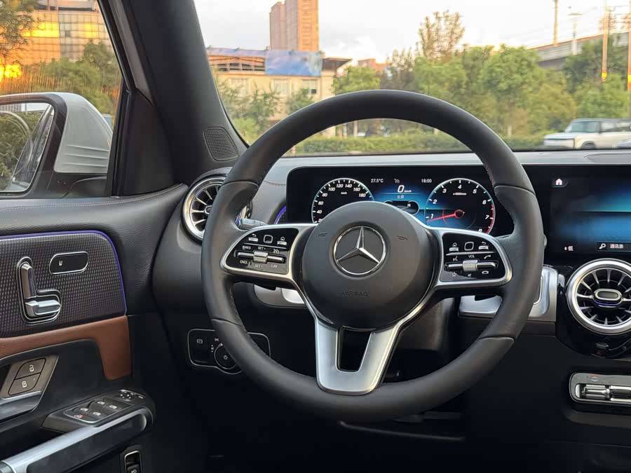Mercedes-Benz GLB 2020 — фото 16