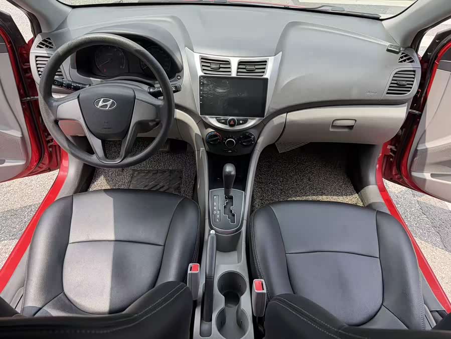 Hyundai Accent 2014 — фото 18