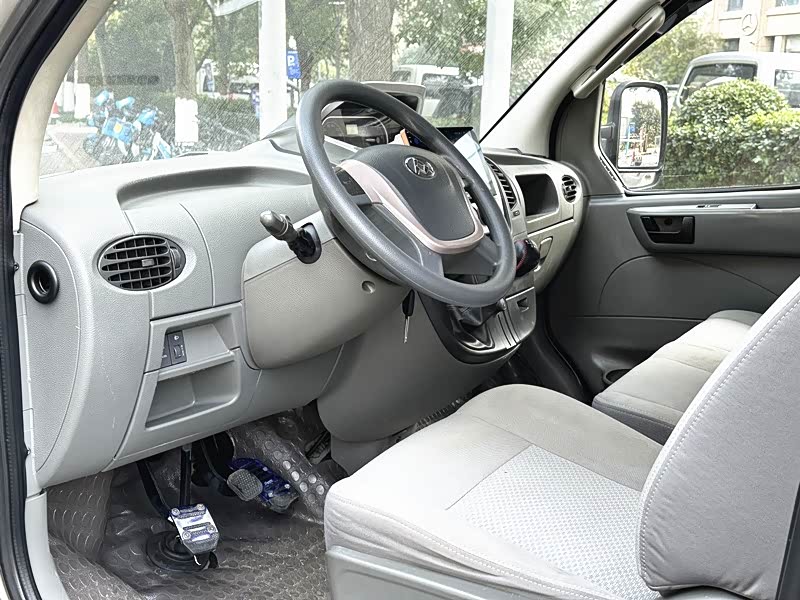 Maxus V80 2017