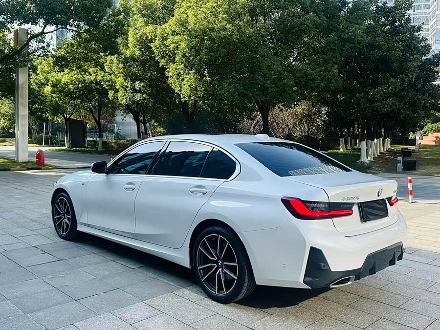 BMW 3 Series 2024