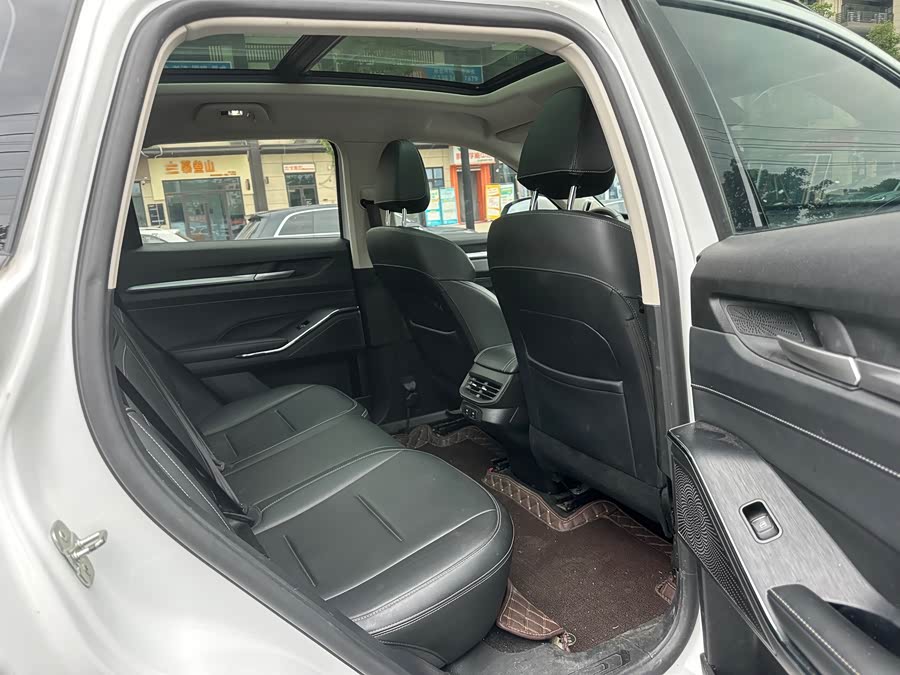Haval H6 2023 — фото 13