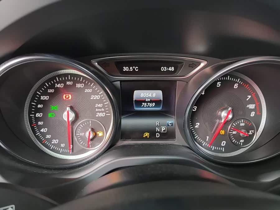 Mercedes-Benz GLA 2018 — фото 12
