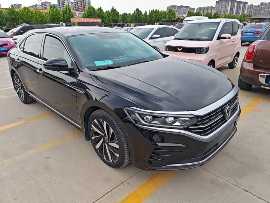 Volkswagen Passat 2022