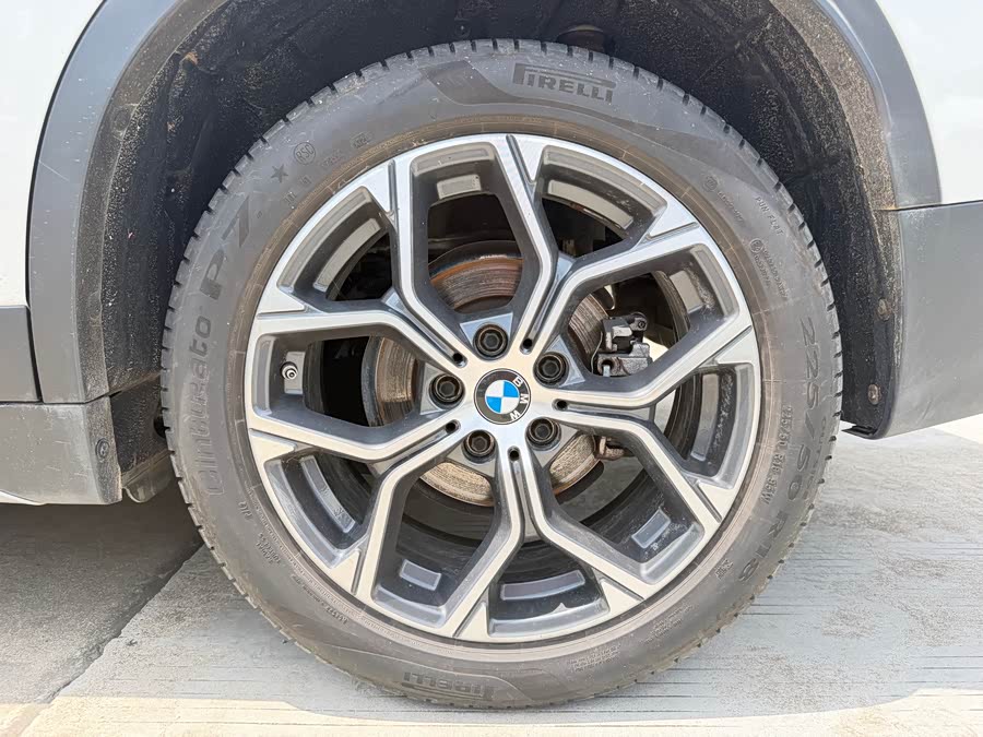 BMW X1 2022 — фото 9