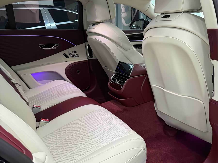 Bentley Flying Spur 2022 — фото 17