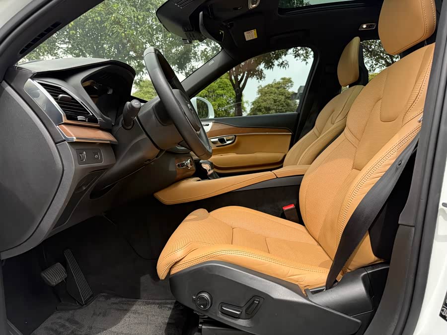 Volvo XC90 2015