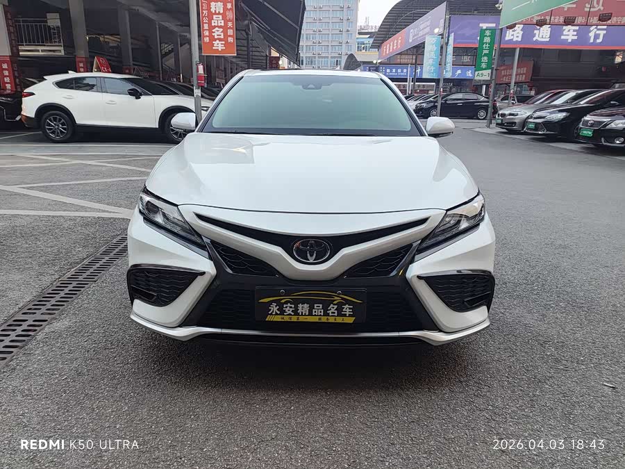 Toyota Camry 2021