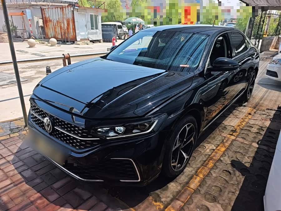 Volkswagen Passat 2023