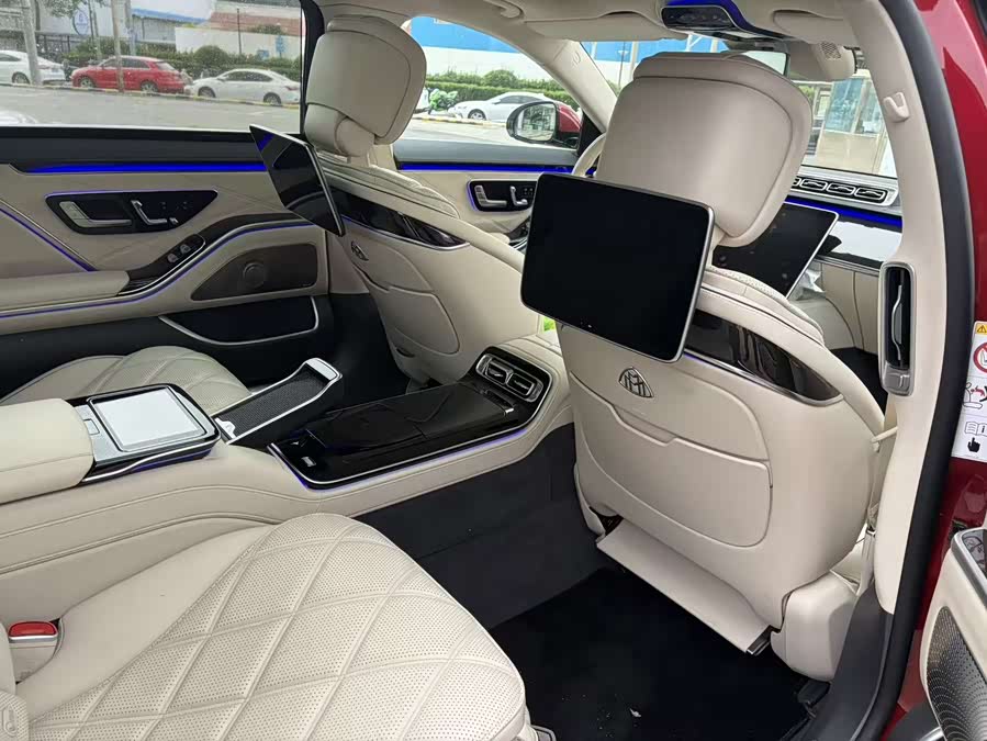 Mercedes-Benz Maybach S-Class 2022 — фото 10