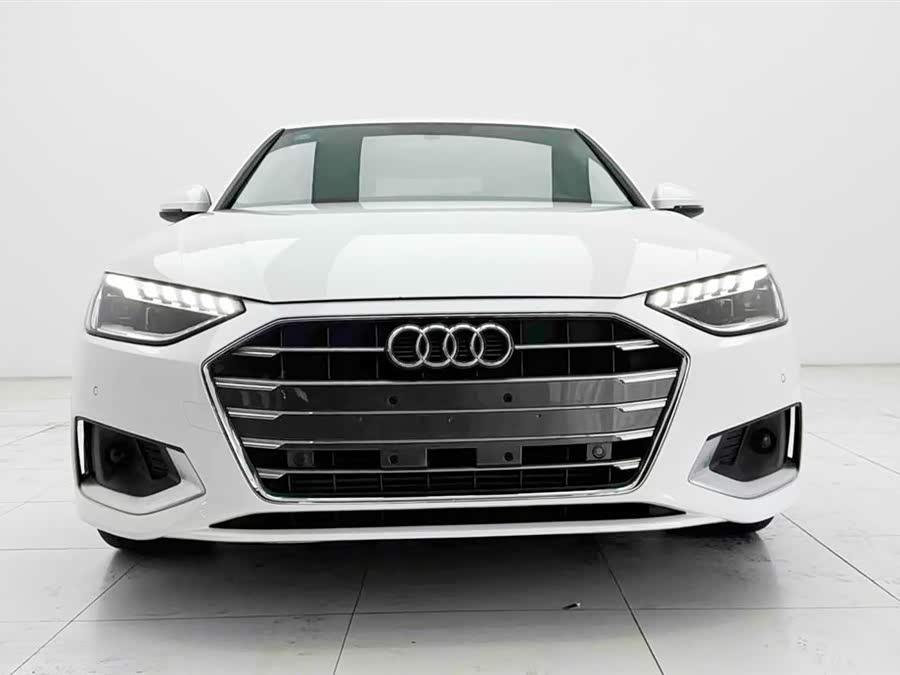 Audi A4L 2020