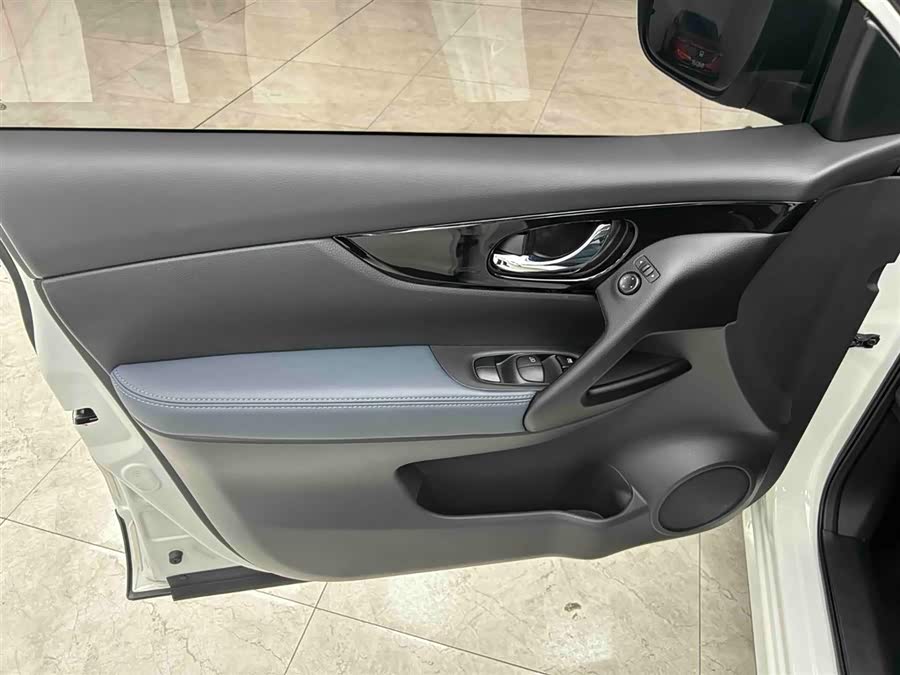Nissan Qashqai 2025 — фото 10