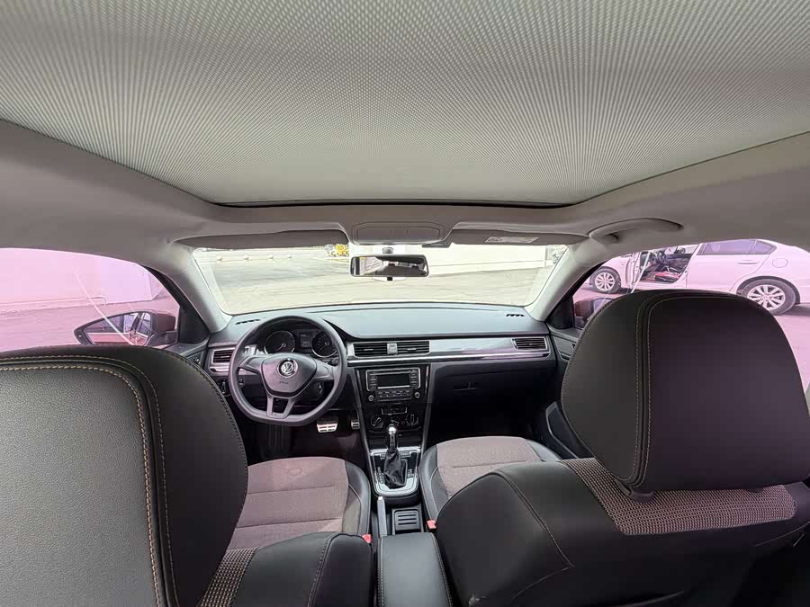 Volkswagen C-TREK Weiling 2017