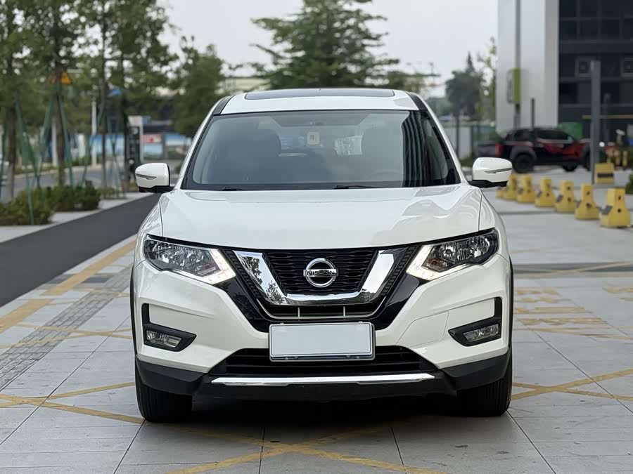 Nissan X-Trail 2017 — фото 12