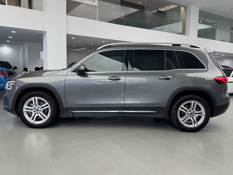 Mercedes-Benz GLB 2022 — фото 14