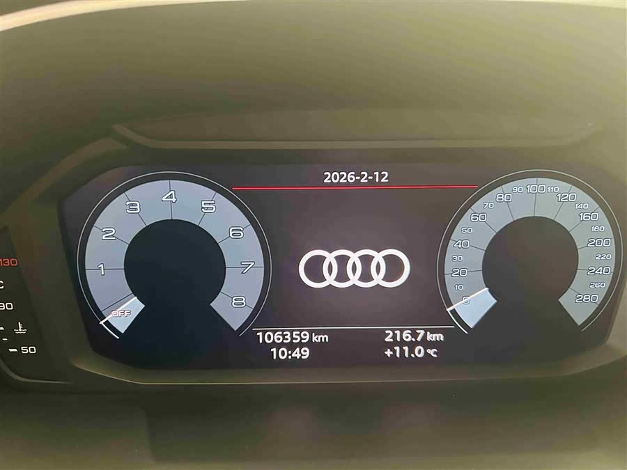 Audi Q3 2019 — фото 15