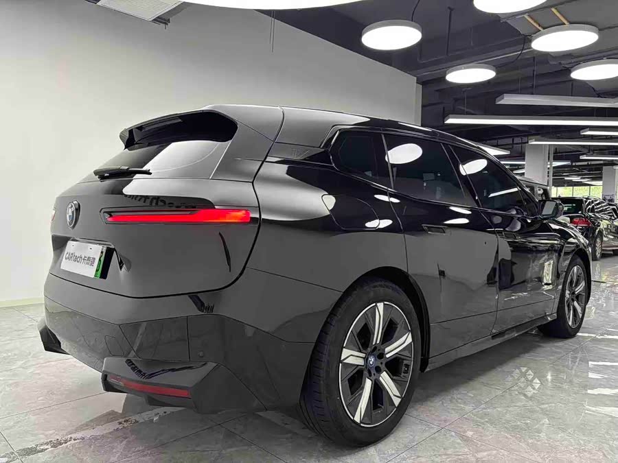BMW iX 2023