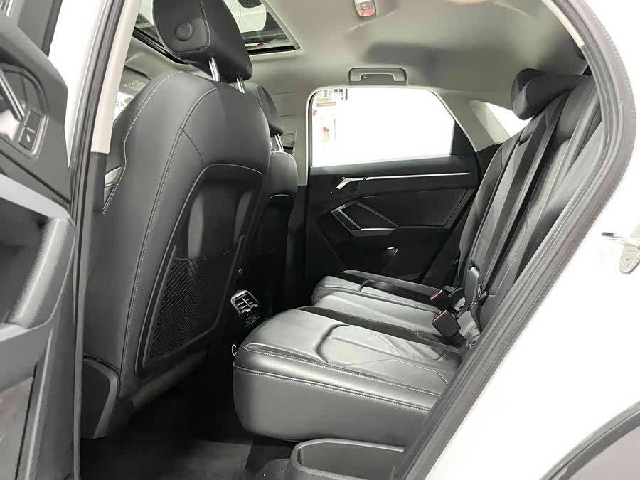 Audi Q3 Sportback 2020 — фото 10