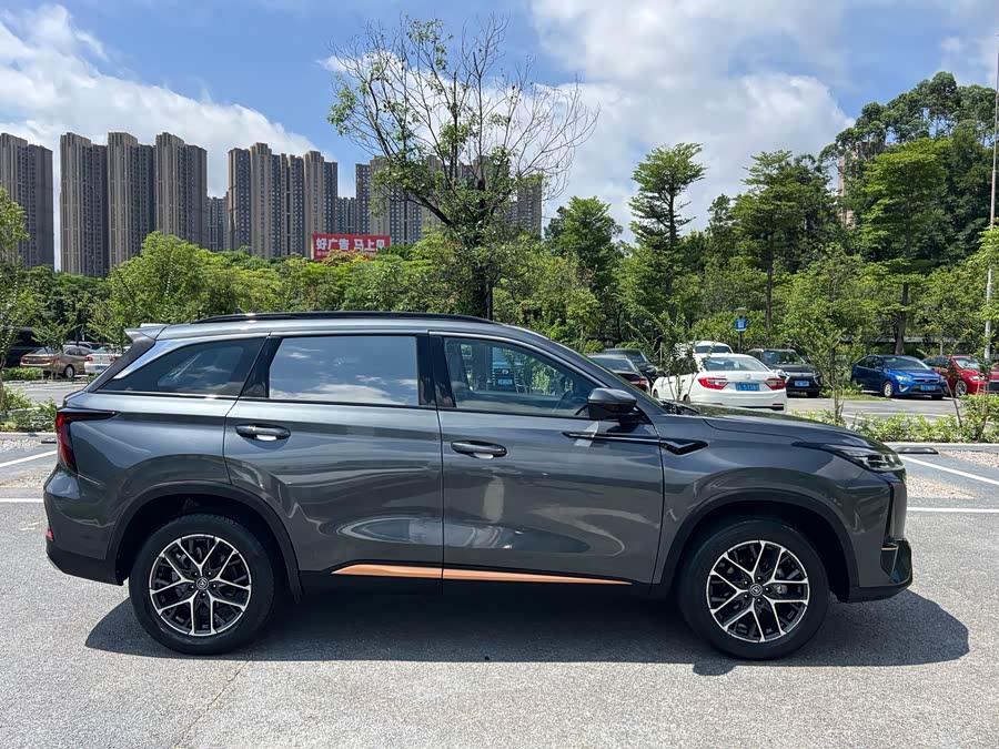 Changan CS75PLUS 2022 — фото 8