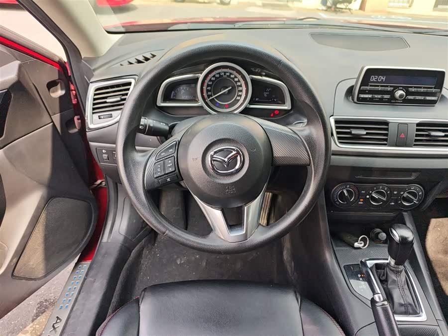 Mazda 3 Angkesela 2014