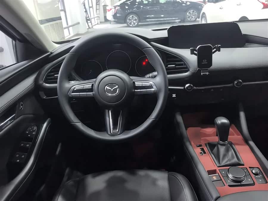 Mazda 3 Angkesela 2023