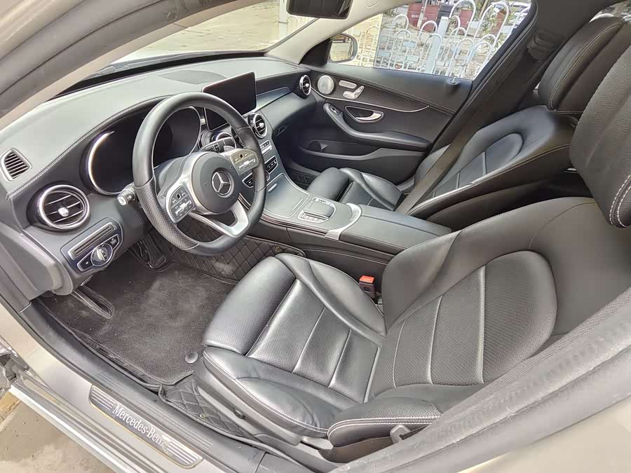 Mercedes-Benz C-Class 2021