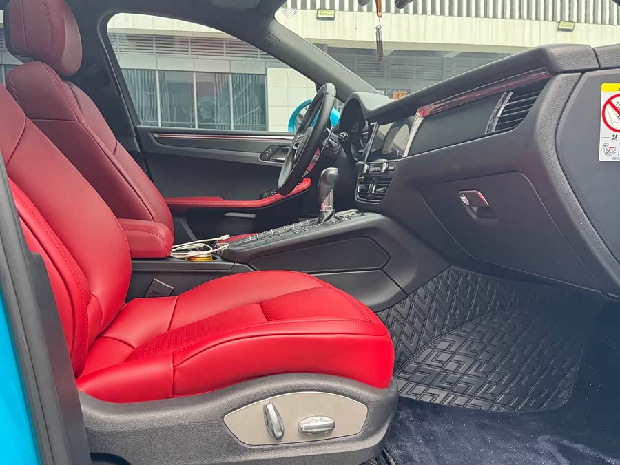 Porsche Macan 2018 — фото 12