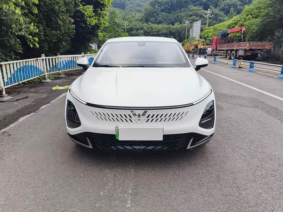 Wuling Starlight 2023