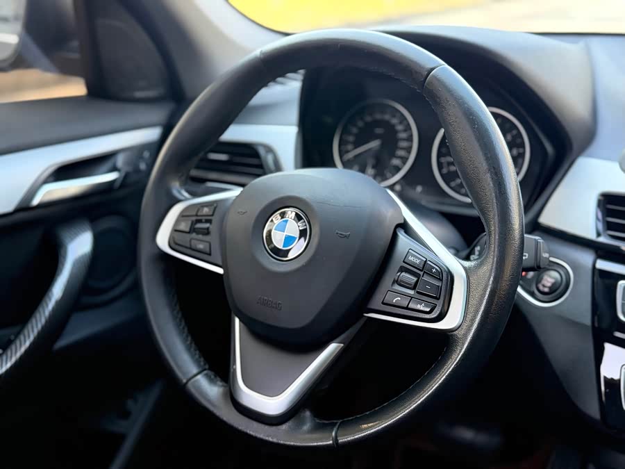 BMW X1 2018 — фото 17
