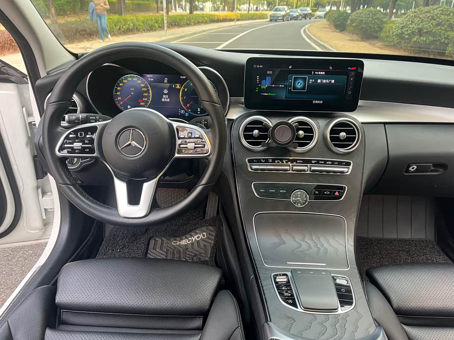 Mercedes-Benz C-Class 2019 — фото 10