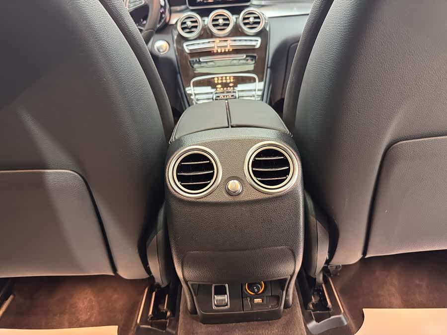 Mercedes-Benz GLC 2019 — фото 20