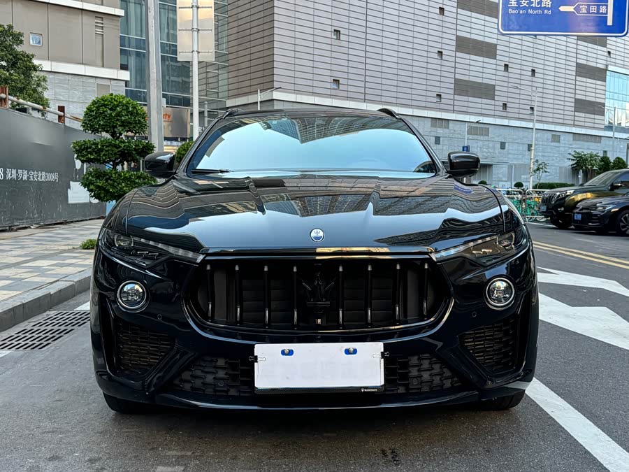 Maserati Levante 2022