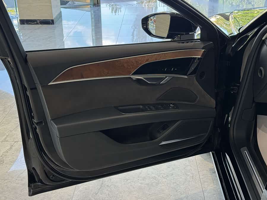 Audi A8 2018