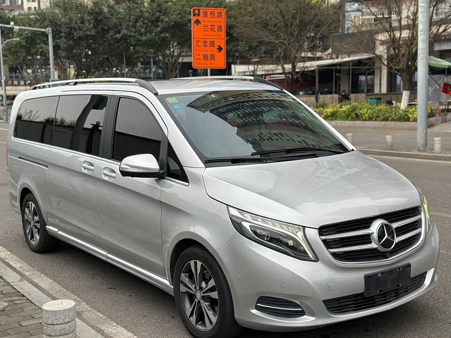 Mercedes-Benz V-Class 2016