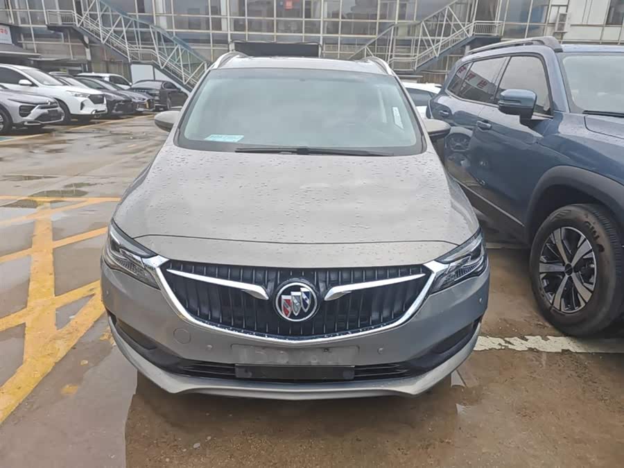 Buick GL6 2019