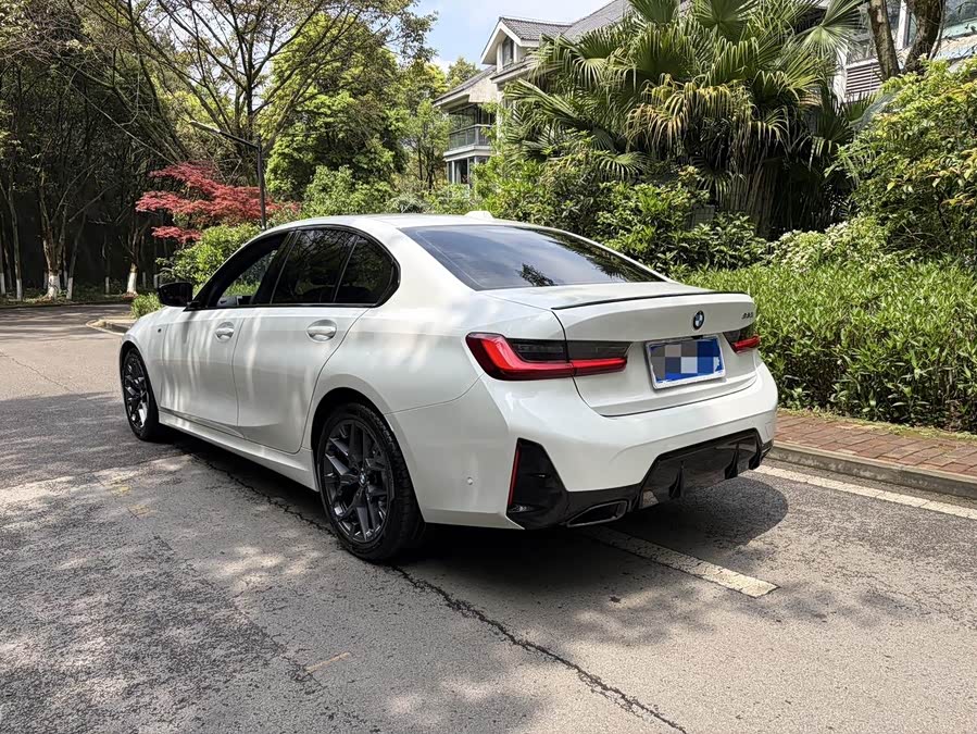 BMW 3 Series 2025